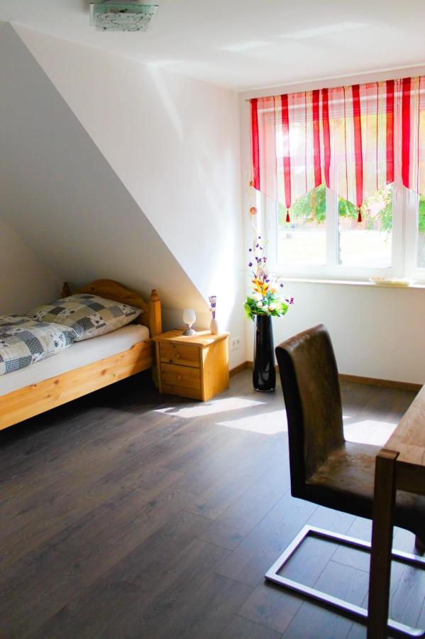 Gaestehaus Burgblick Neustadt-Glewe Bagian luar foto